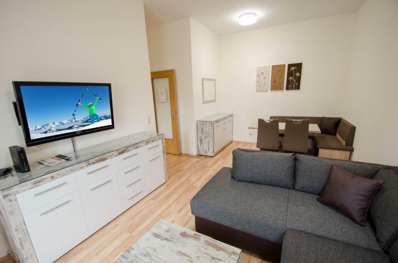 Apartment Cityxpress Top 7 Цел ам Зее Екстериор снимка